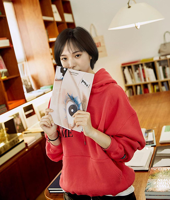 브랜드 전속 디지털 휴먼 김래아 이미지