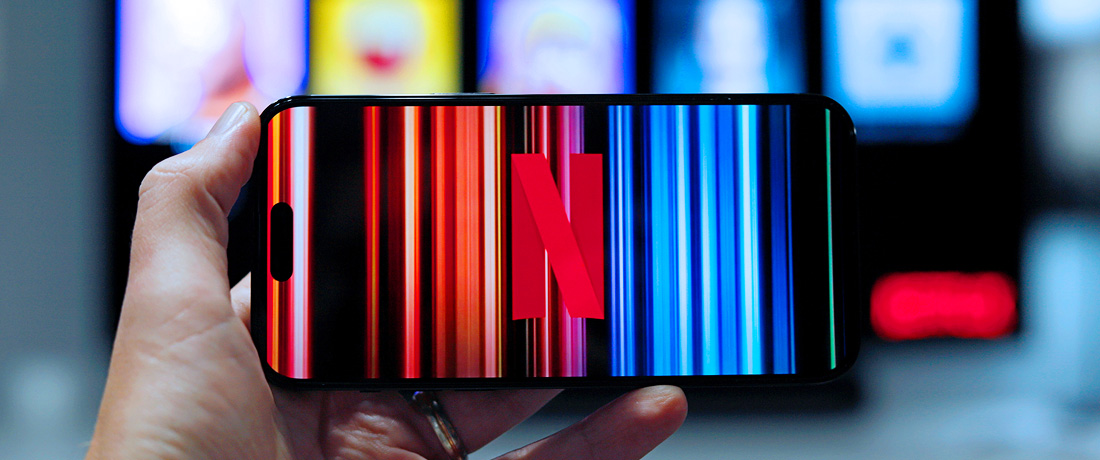 Netflix 시작 화면 이미지