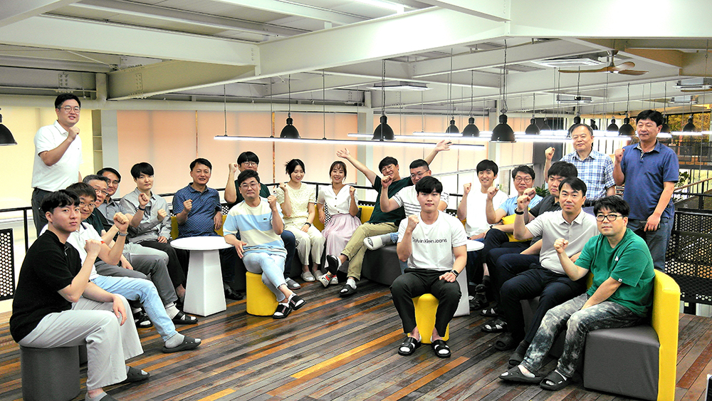 지디엘 시스템 임직원 일동 사진